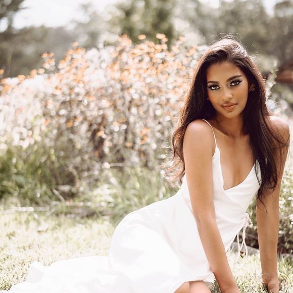 Meet your Posher, Manya - Picture 1 of 1